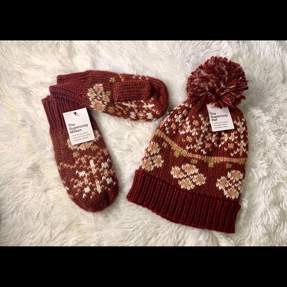 Sonoma Mitten with red and white pattern - Picture 2 of 4